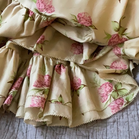 EUC Silk Skirt. EU Size 40 US  Small - Picture 6 of 6